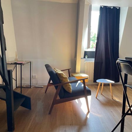 Appartement Neuf Et Chaleureux Dans Leers Centre Bagian luar foto