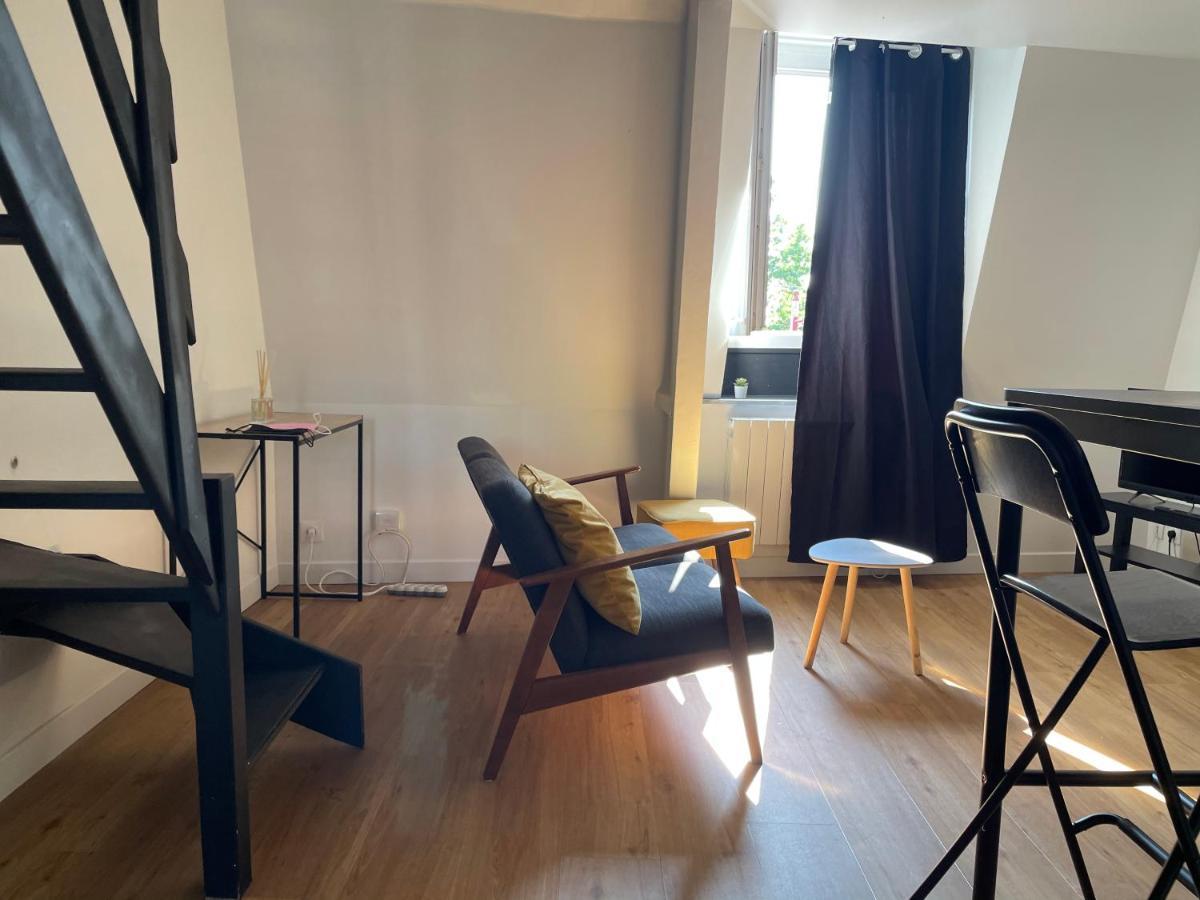 Appartement Neuf Et Chaleureux Dans Leers Centre Bagian luar foto